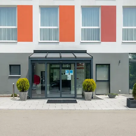 Ξενοδοχείο Amaro 3*