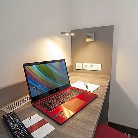 Amaro Hotel 3*